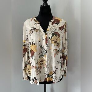 Philosophy Long Sleeved Floral Blouse - Size Medium - EUC